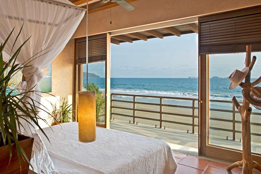 זיהואטנחו Marea Beachfront Villas חדר תמונה